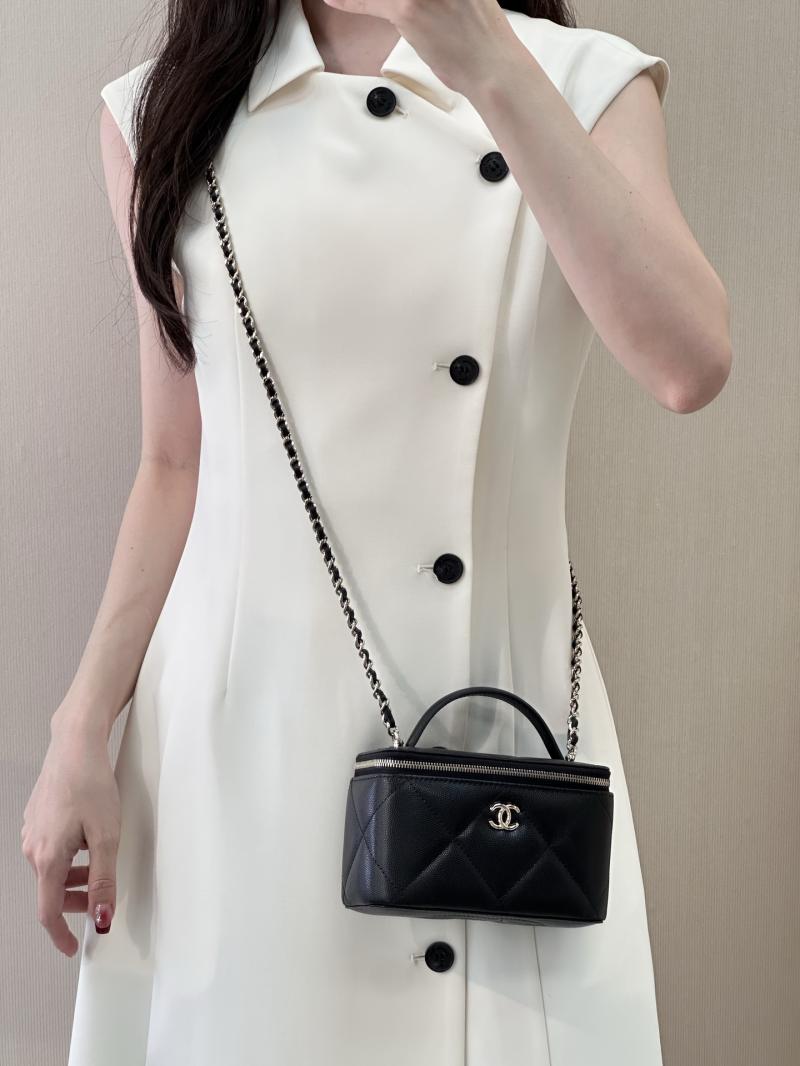 Chanel Long Vanity With Chain Black AP4933