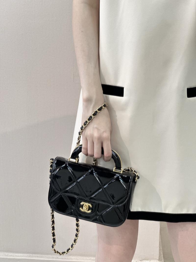 Chanel Small Clutch with Chain Black AP4892