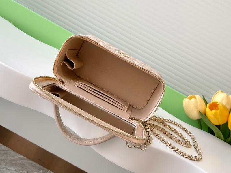 Chanel Vanity Case Beige AP4404