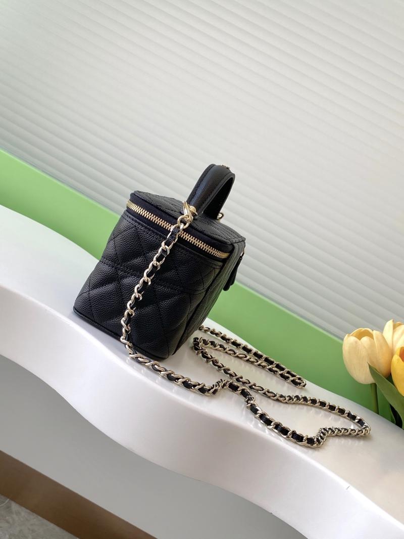 Chanel Vanity Case Black AP4404