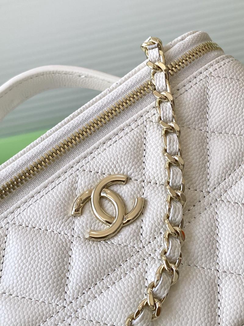 Chanel Vanity Case White AP4404