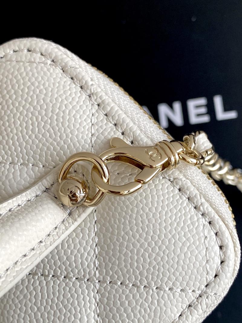 Chanel Vanity Case White AP4404