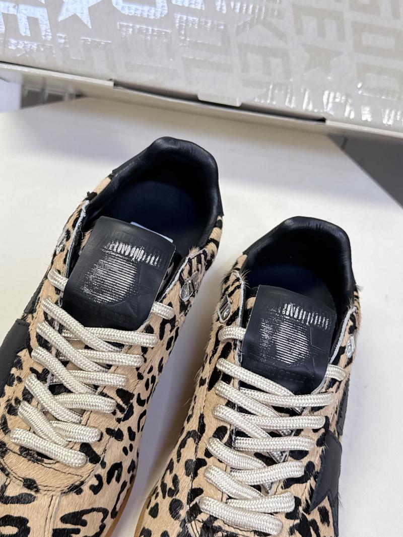 Golden Goose Sneakers SGS101201