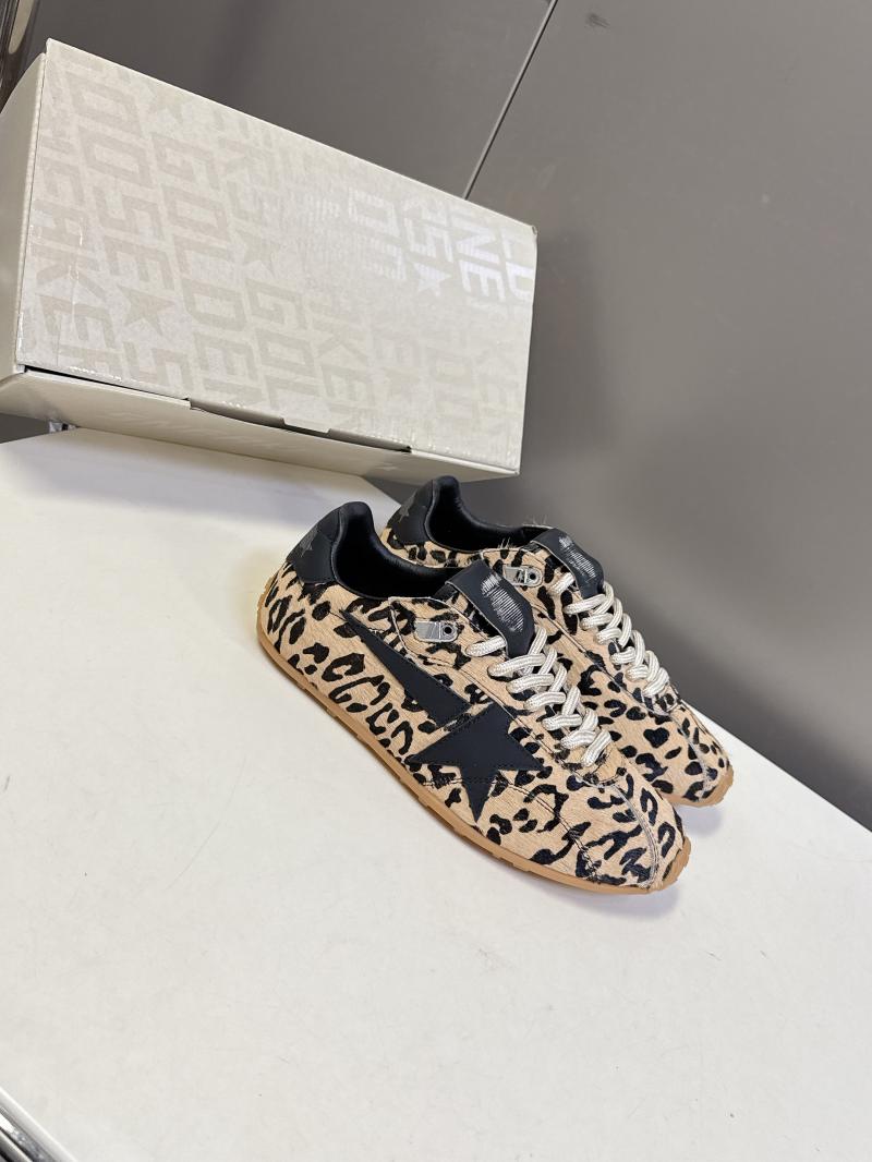 Golden Goose Sneakers SGS101201