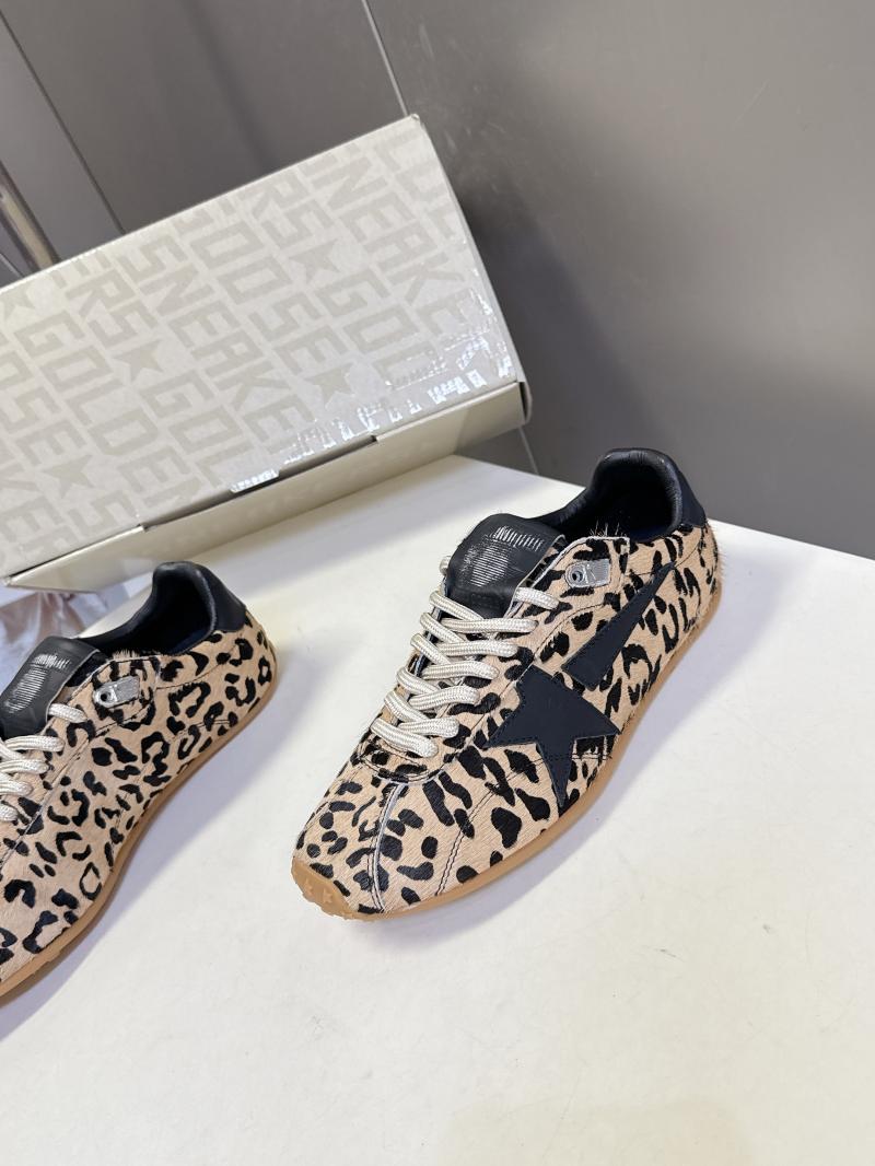 Golden Goose Sneakers SGS101201