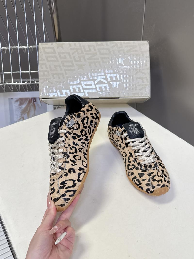 Golden Goose Sneakers SGS101201