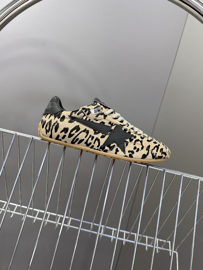 Golden Goose Sneakers SGS101201