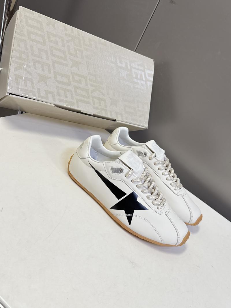 Golden Goose Sneakers SGS101202