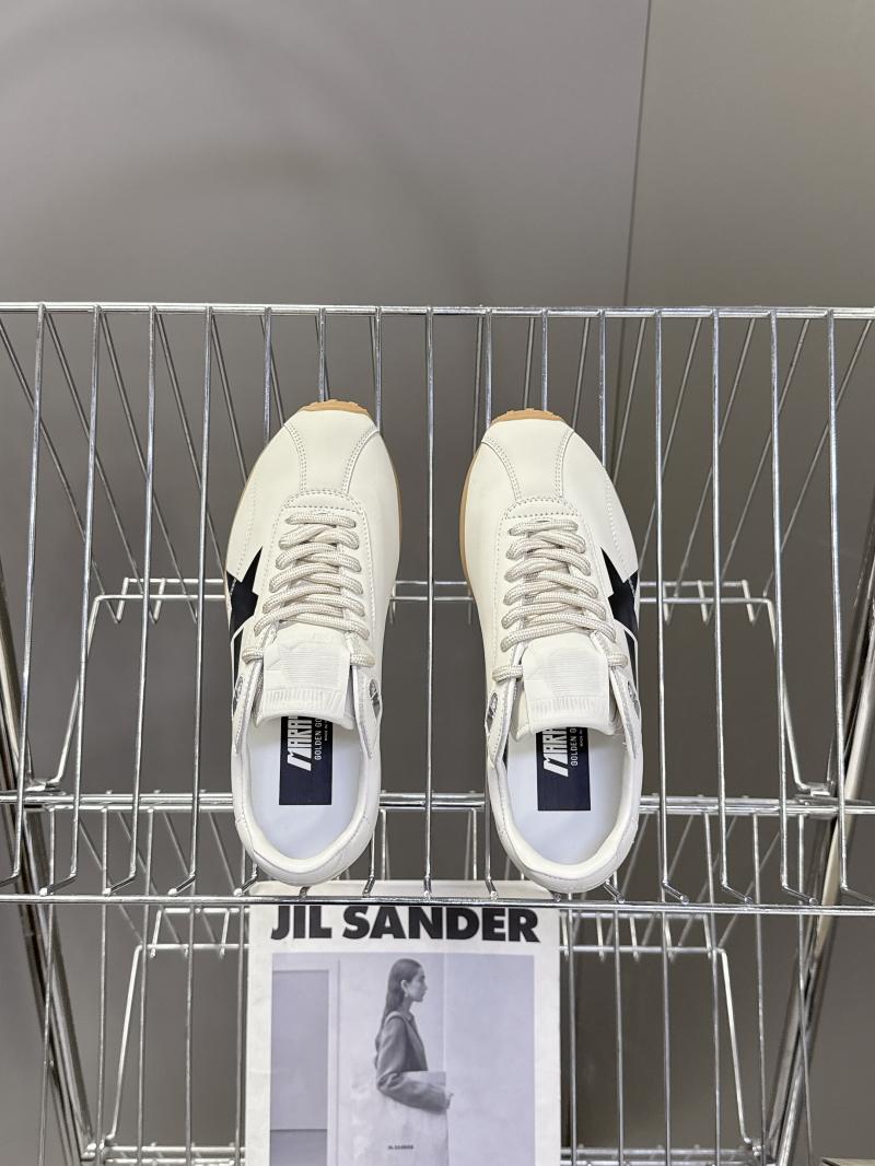 Golden Goose Sneakers SGS101202