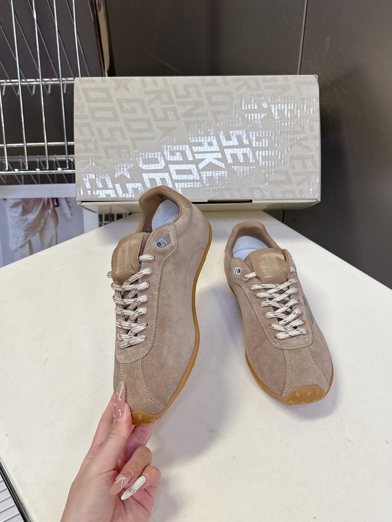 Golden Goose Sneakers SGS101204