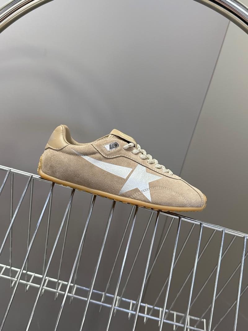 Golden Goose Sneakers SGS101204