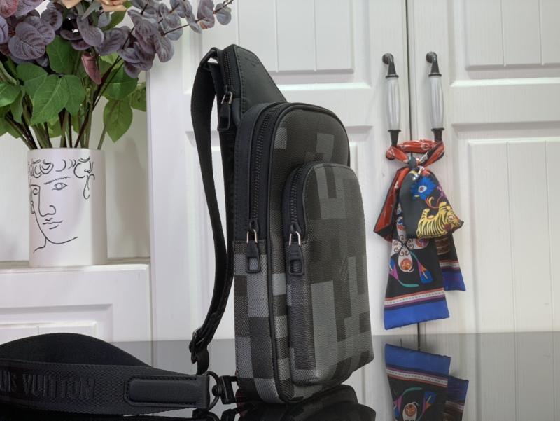 Louis Vuitton Avenue Slingbag M14953