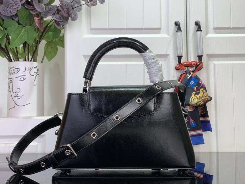 Louis Vuitton Capucines East-West BB M25492 Black