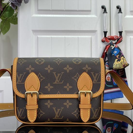 Louis Vuitton Satchel Wearable Wallet M26805