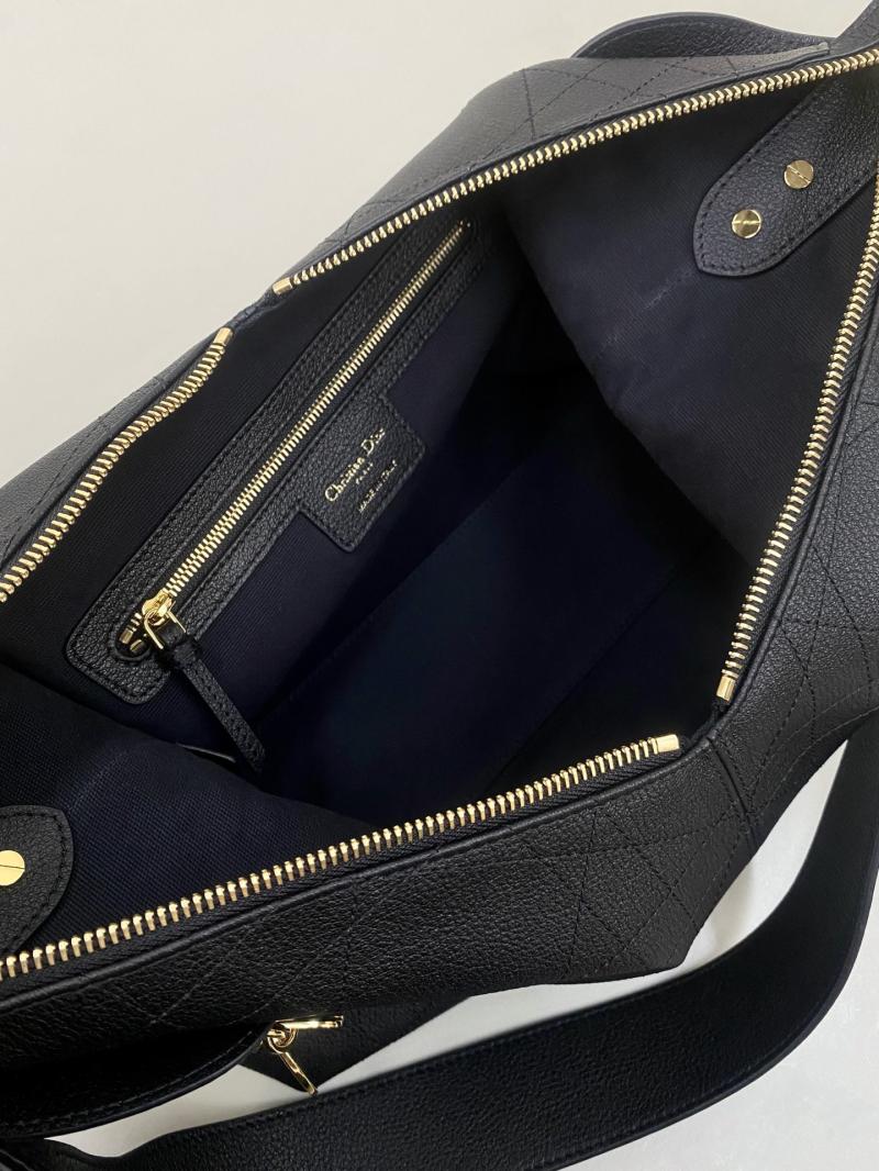 Medium Dior Voyage Bag Black M2846