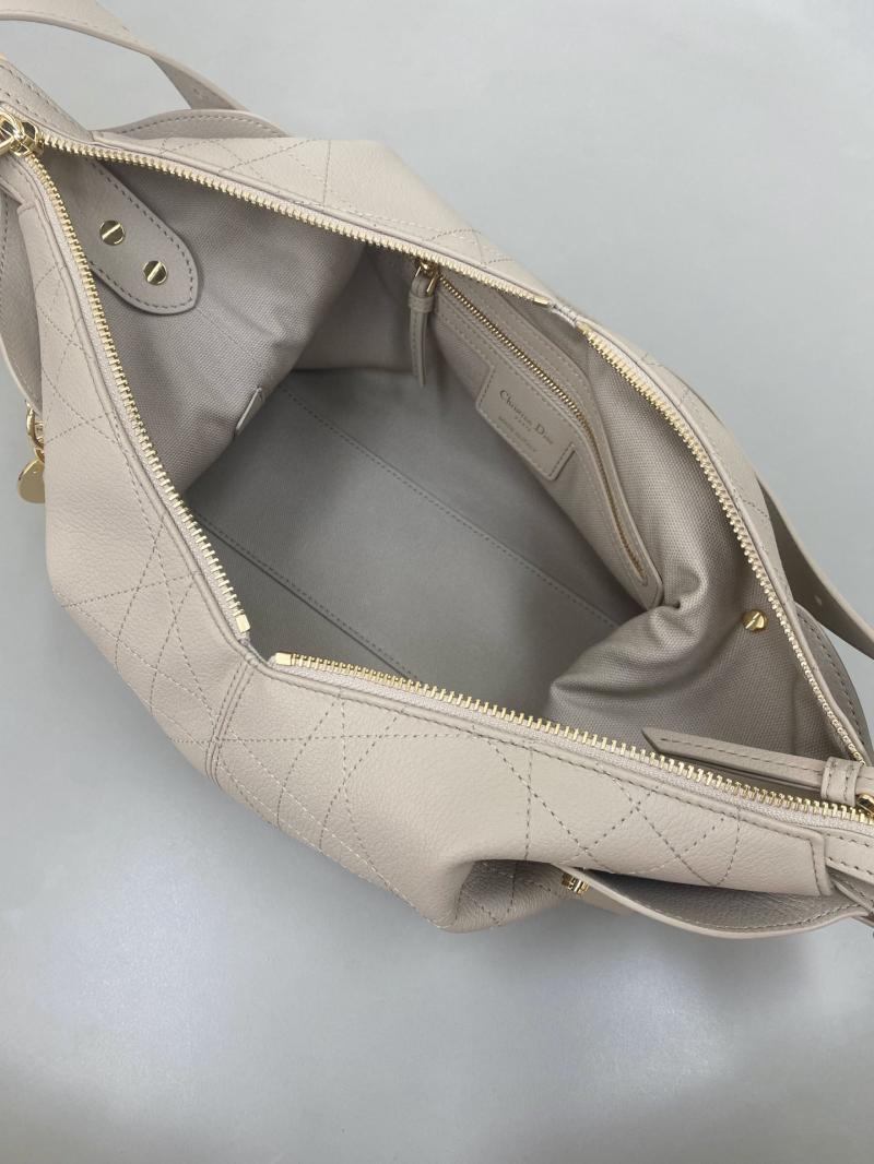 Medium Dior Voyage Bag Powder Beige M2846