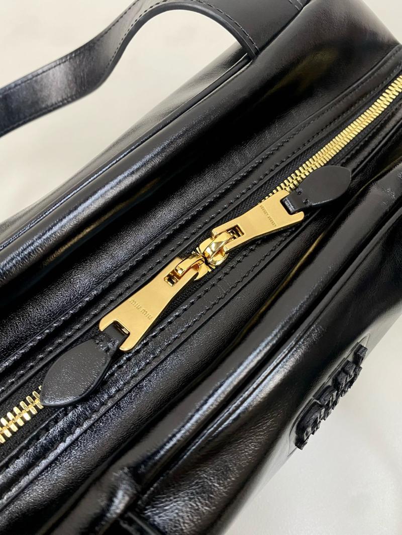 Miu Miu Leather top-handle bag Black 5BB182