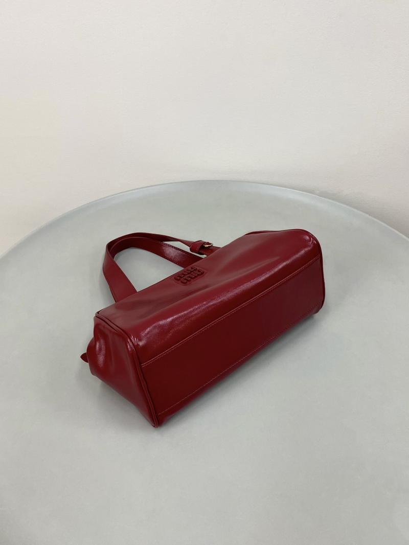 Miu Miu Leather top-handle bag Red 5BB182