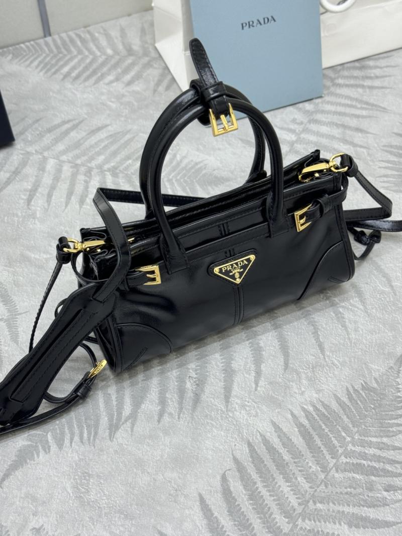 Prada Bonnie leather mini handbag Black 1BA486