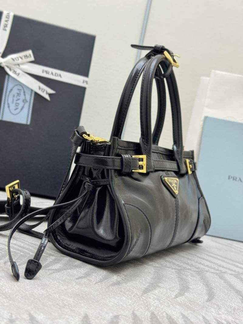 Prada Bonnie leather mini handbag Black 1BA486