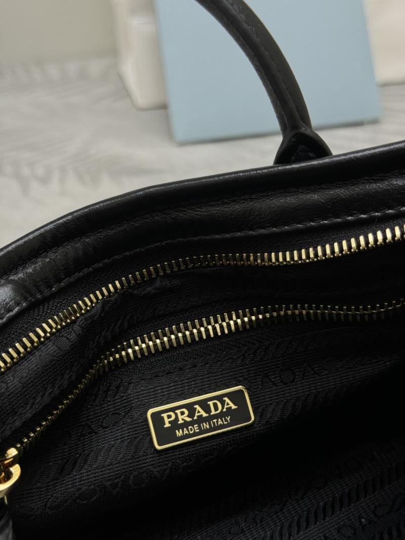 Prada Bonnie leather mini handbag Black 1BA486