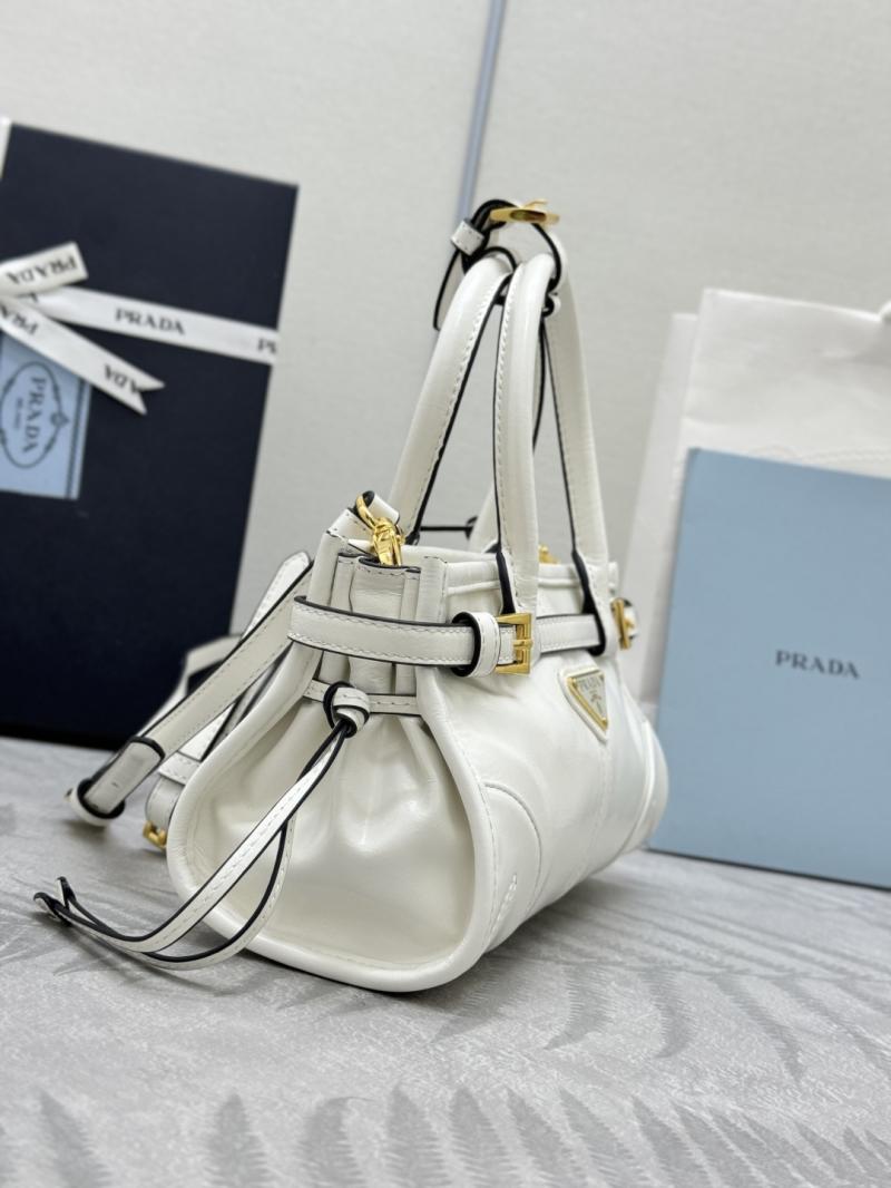 Prada Bonnie leather mini handbag White 1BA486