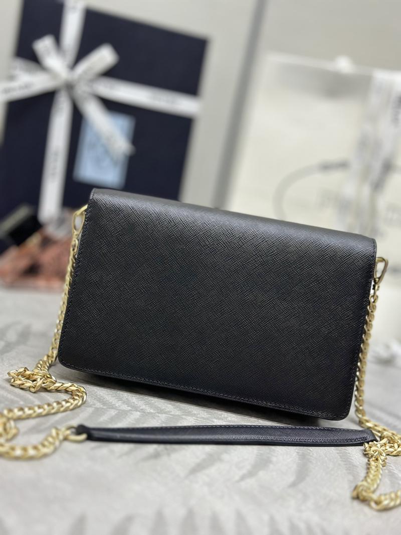 Prada Saffiano leather shoulder bag Black 1BD318