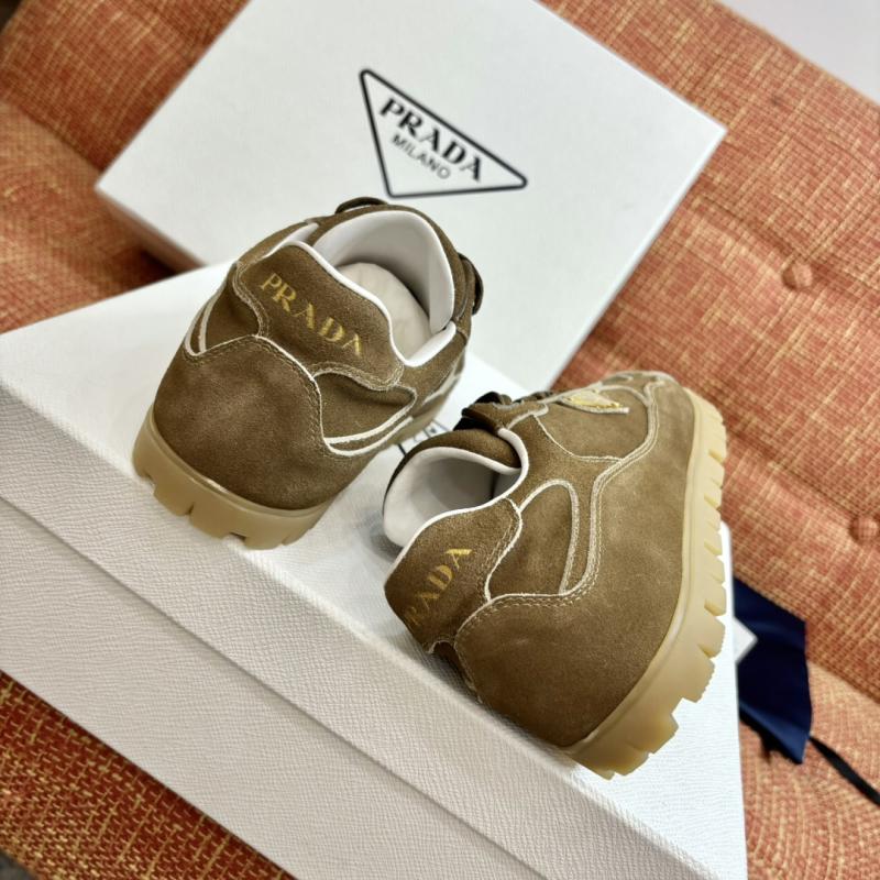 Prada Sneakers SPS92101