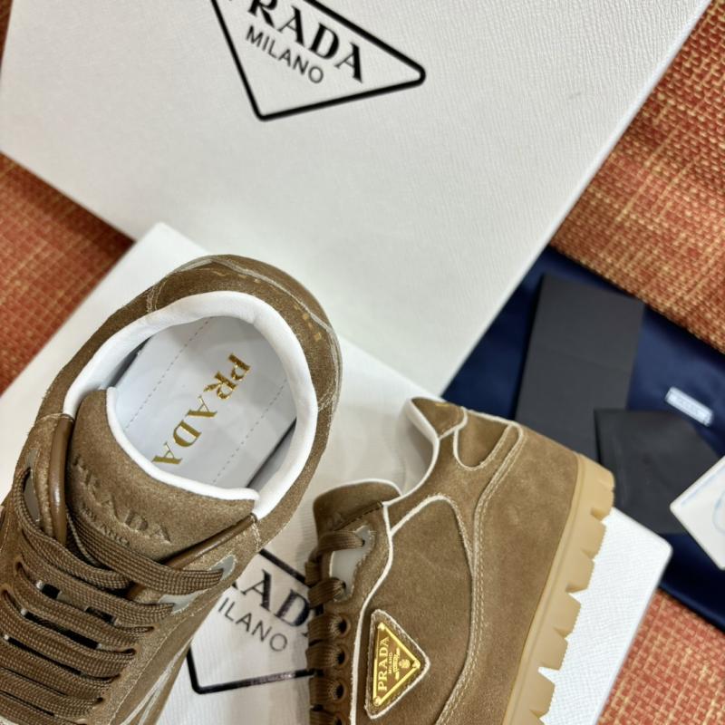 Prada Sneakers SPS92101