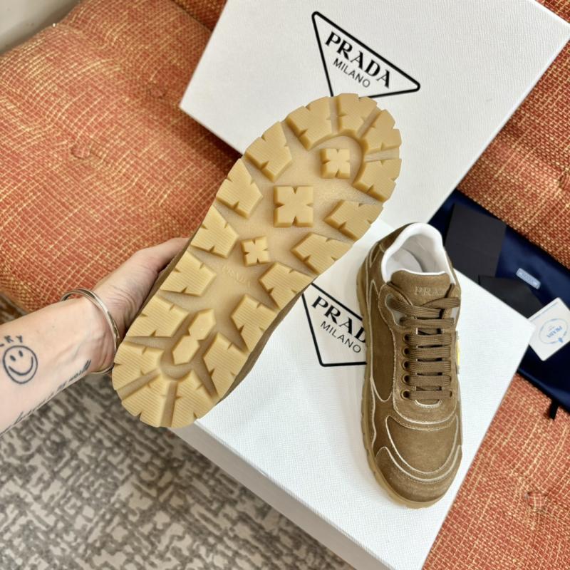 Prada Sneakers SPS92101