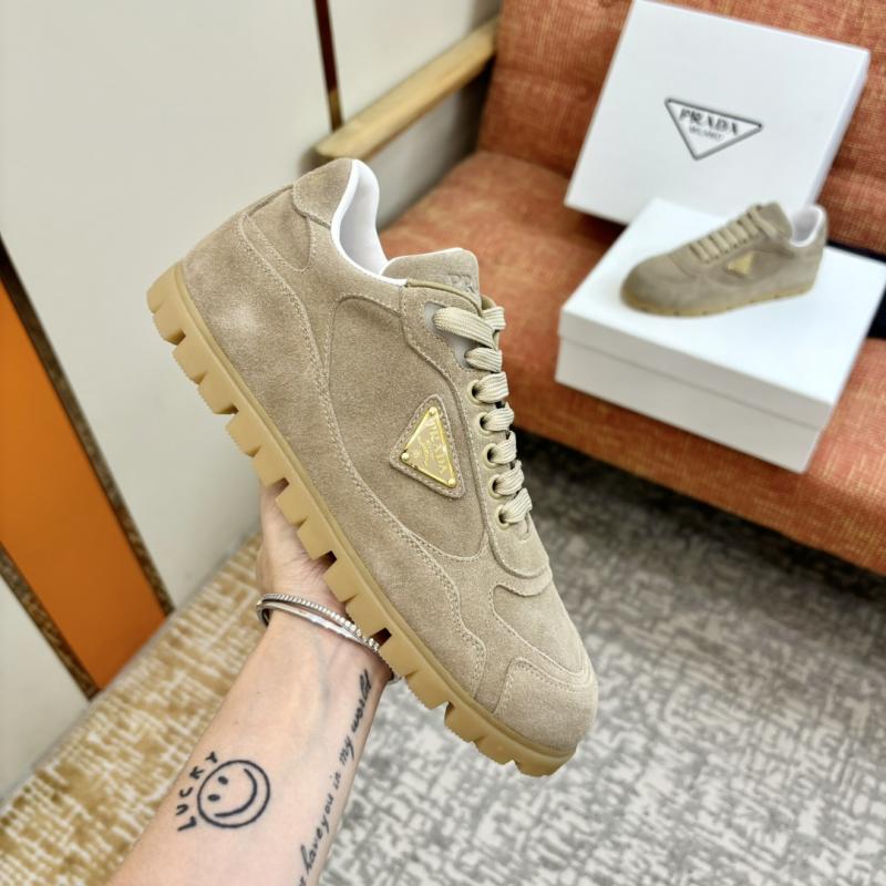Prada Sneakers SPS92102