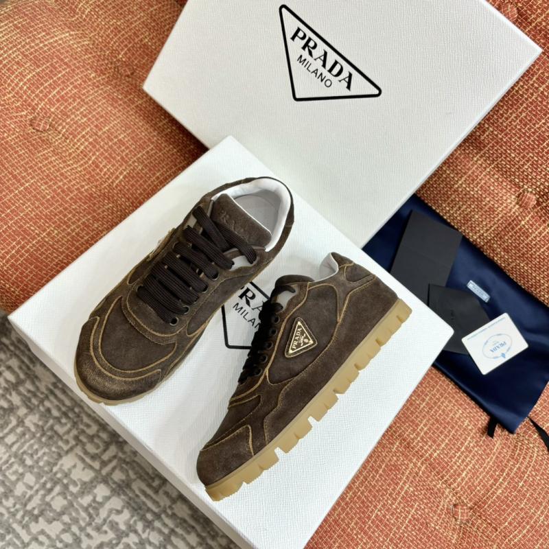 Prada Sneakers SPS92103