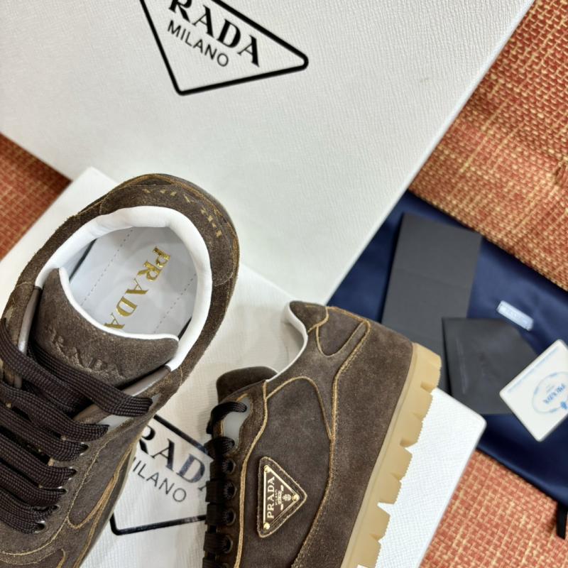 Prada Sneakers SPS92103