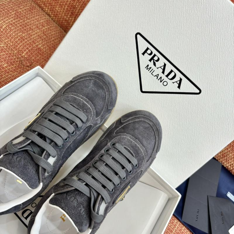 Prada Sneakers SPS92104
