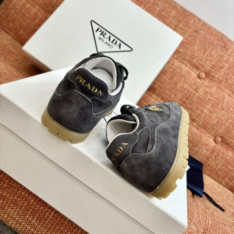 Prada Sneakers SPS92104