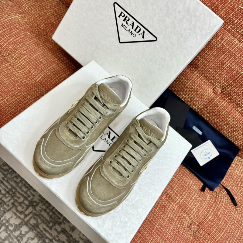 Prada Sneakers SPS92105