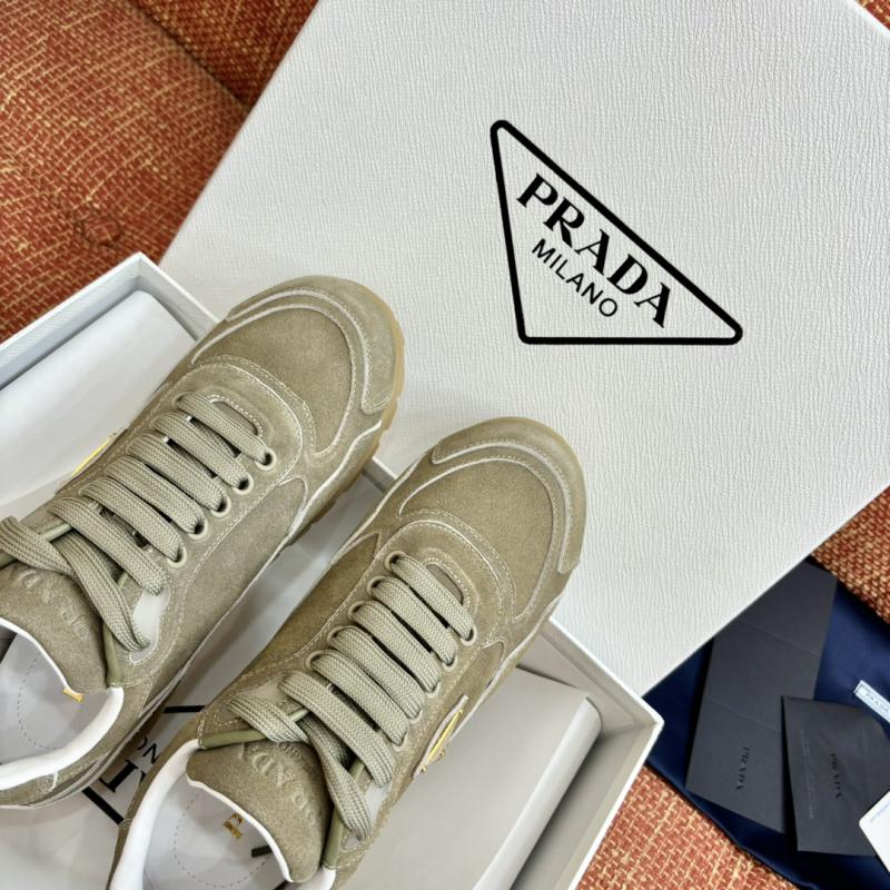 Prada Sneakers SPS92105