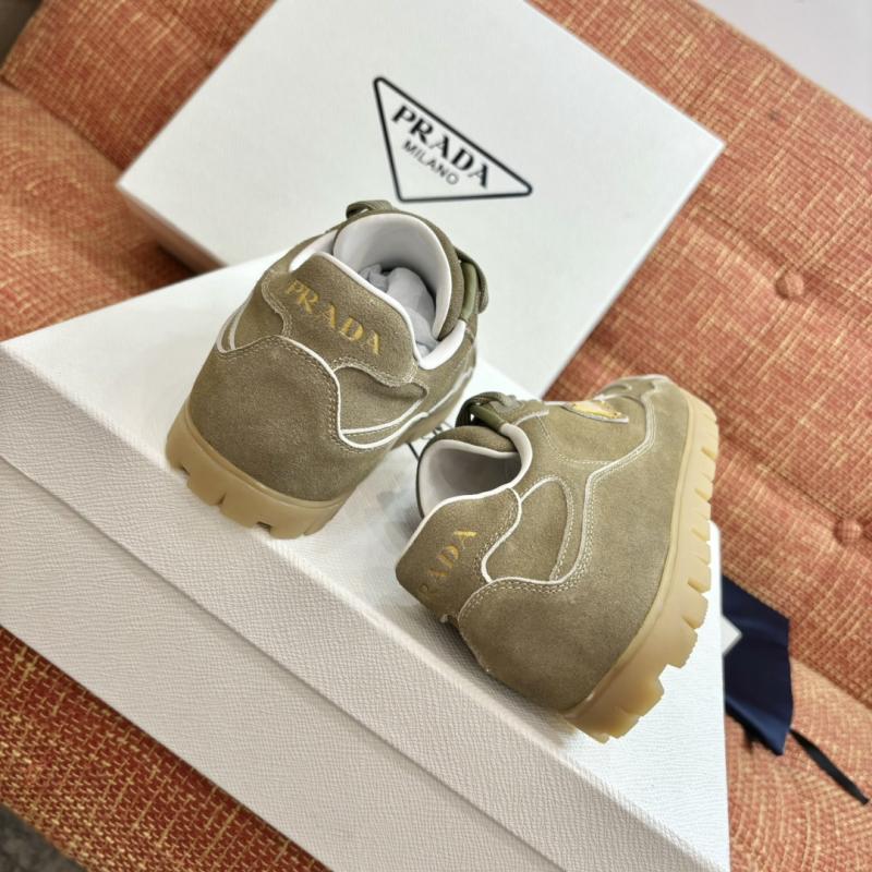 Prada Sneakers SPS92105