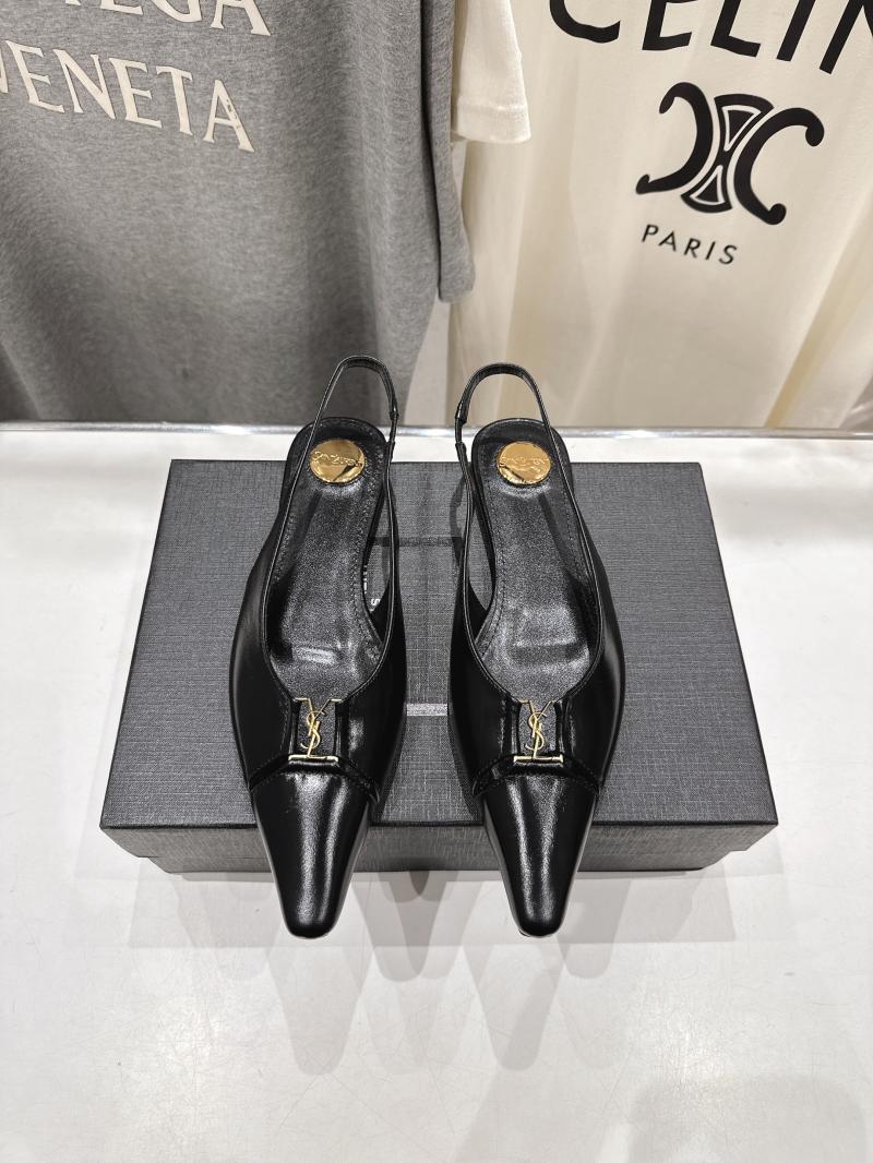 Saint Laurent Pumps SSP101201
