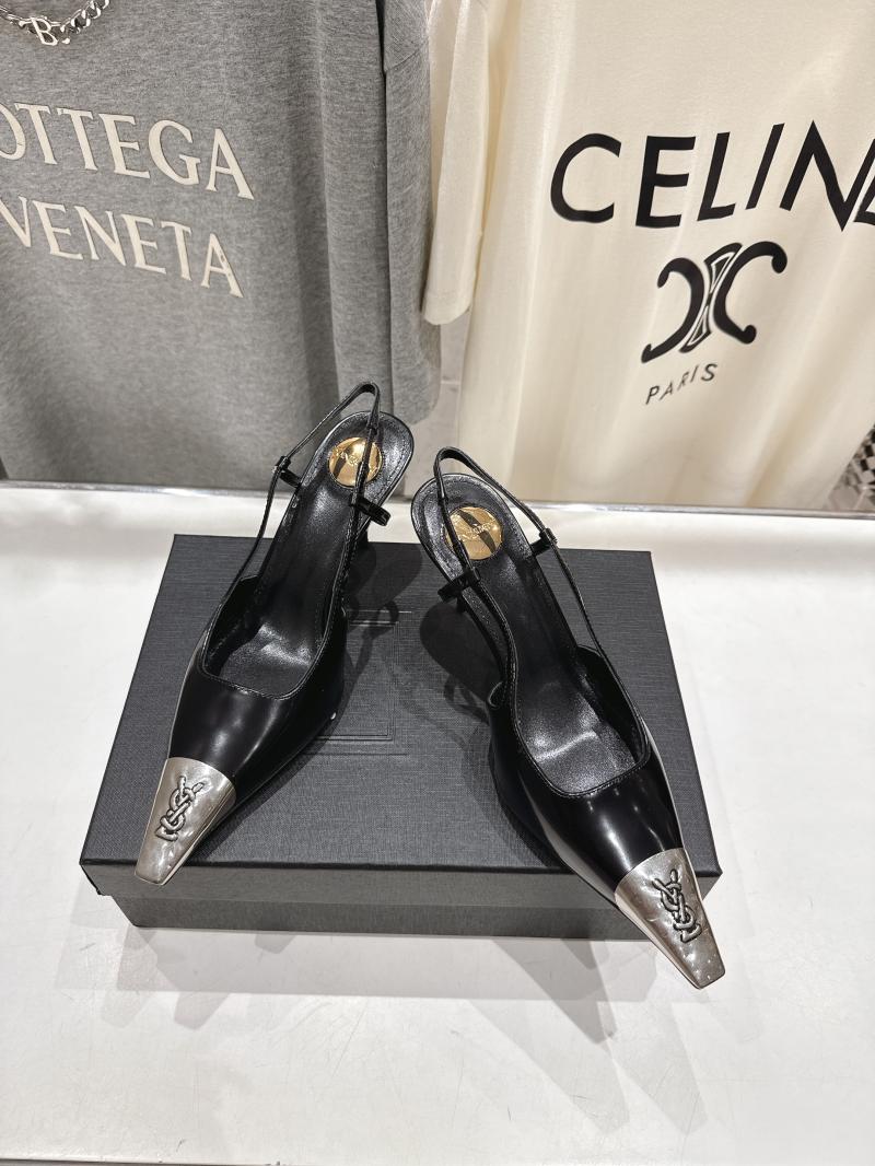 Saint Laurent Pumps SSP101202