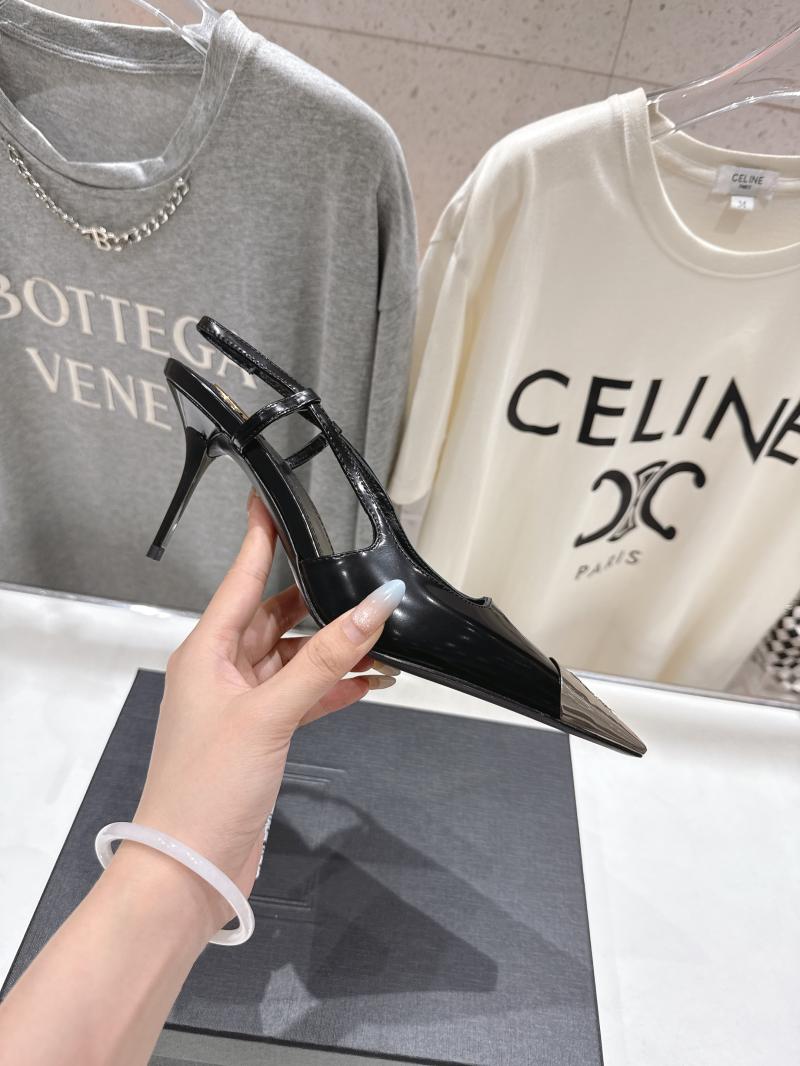 Saint Laurent Pumps SSP101202