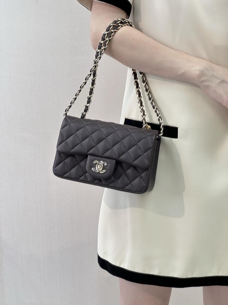 Small Chanel Grained Calfskin Flap Bag Coffee A01116