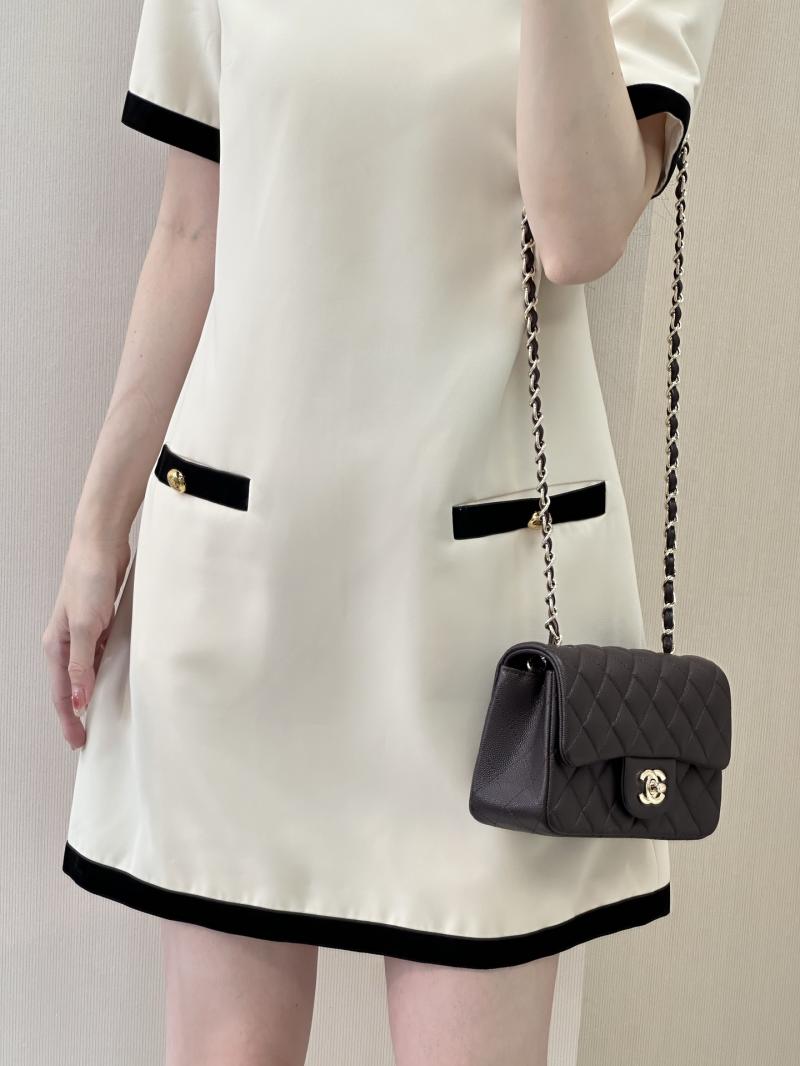 Small Chanel Grained Calfskin Flap Bag Coffee A01116