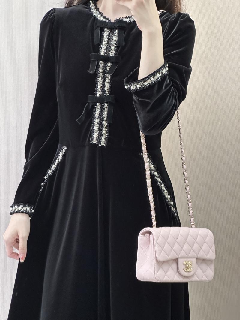 Small Chanel Grained Calfskin Flap Bag Pink A01116