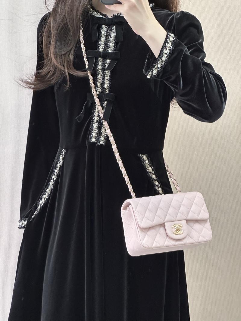 Small Chanel Grained Calfskin Flap Bag Pink A01116