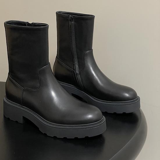 The Row Leather Boots STB92801
