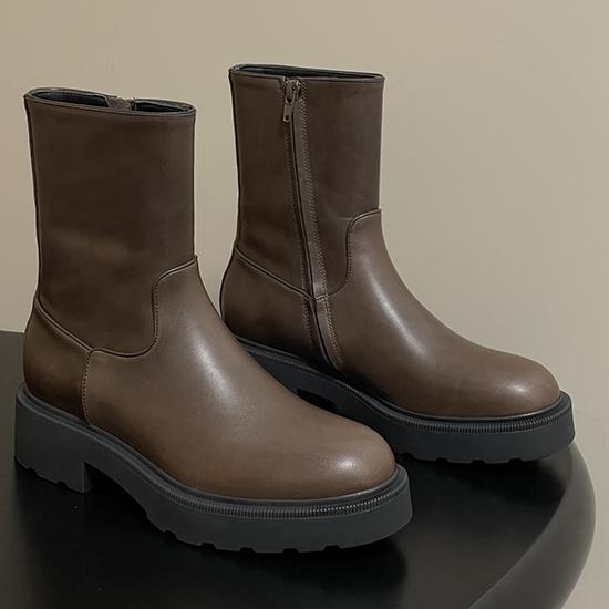 The Row Leather Boots STB92802