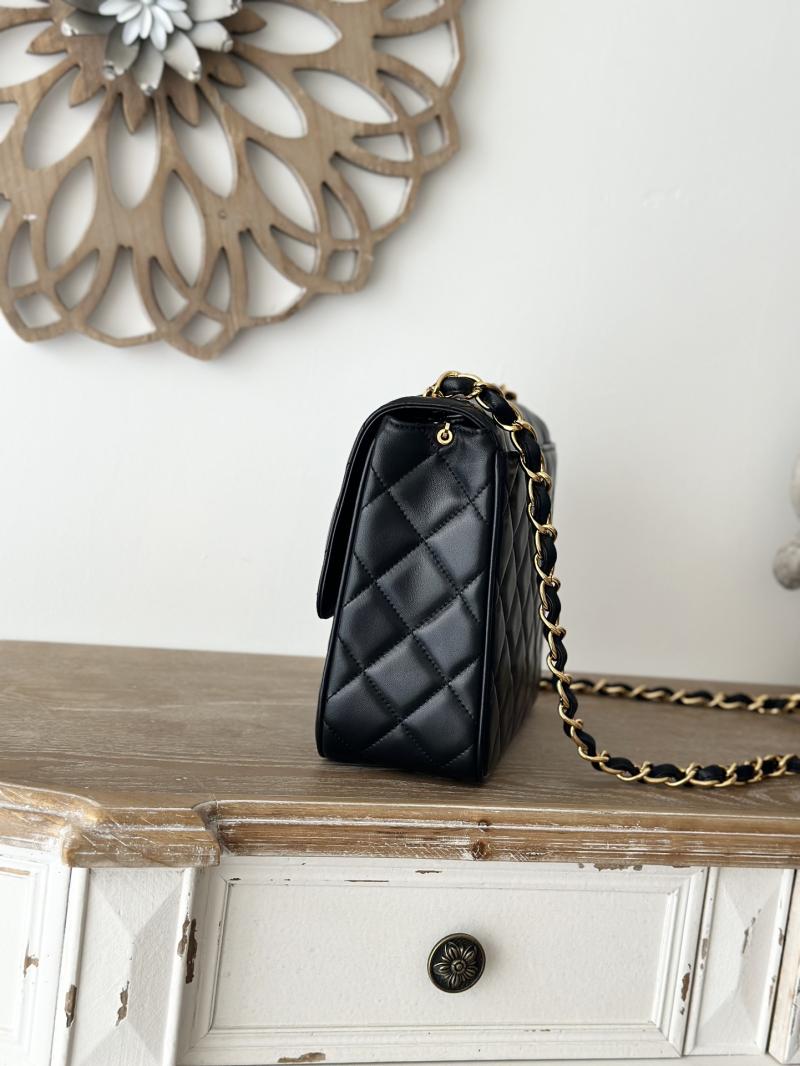 Vintage Chanel Lambskin Flap Bag Black A2218