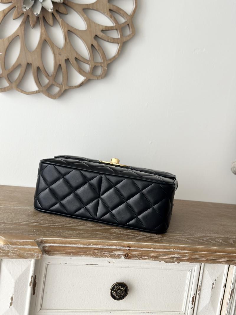 Vintage Chanel Lambskin Flap Bag Black A2218