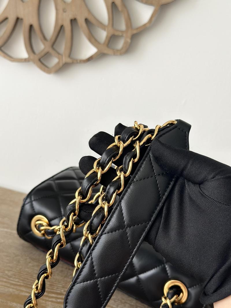 Vintage Chanel Lambskin Flap Bag Black A2218